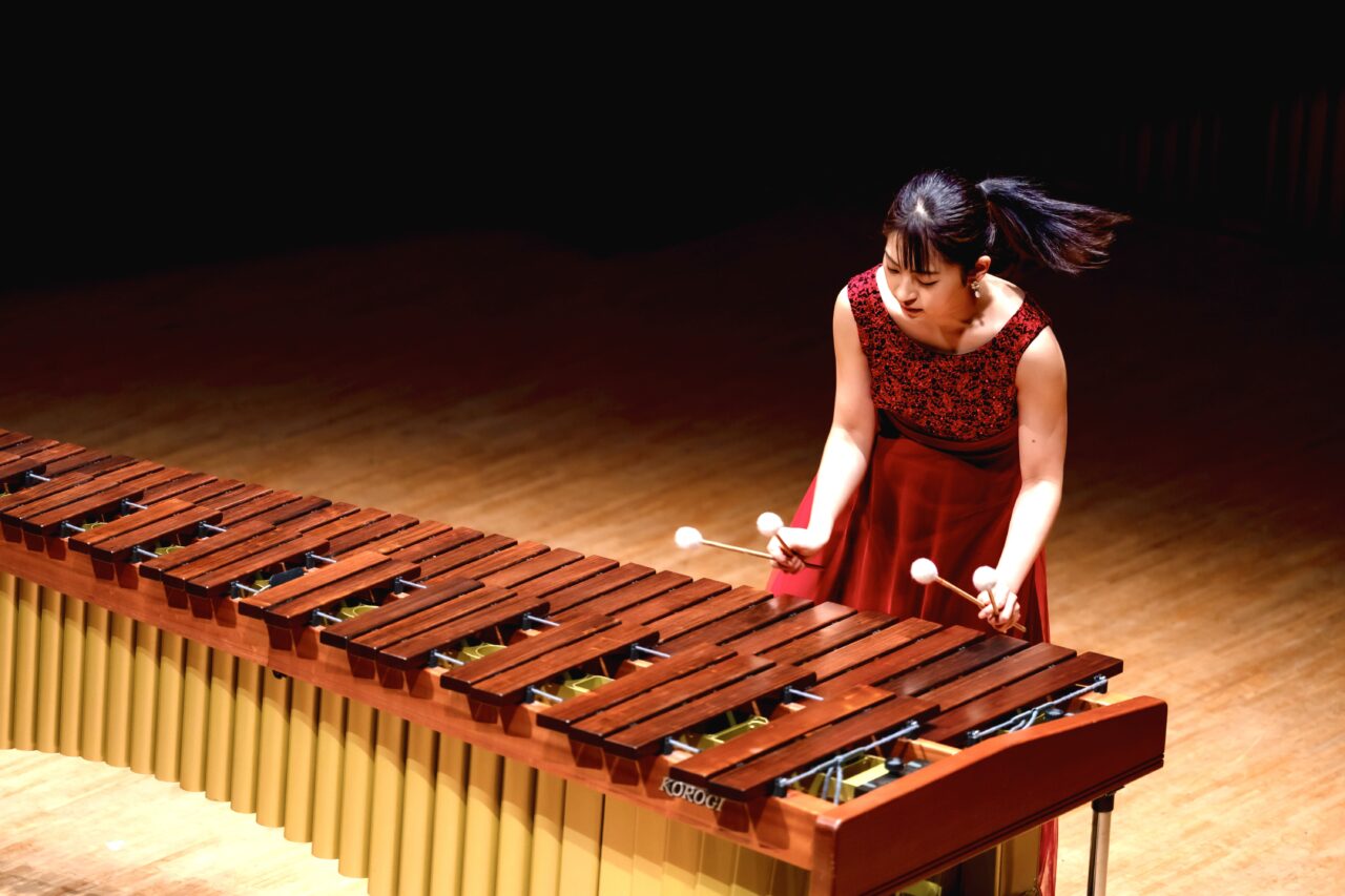 マリンバの演奏